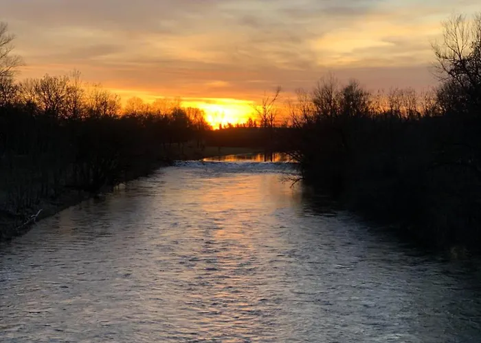 Lägenhet Schoene, Grosse Direkt Am Donauradweg & Keltenstadt Heuneburg Herbertingen